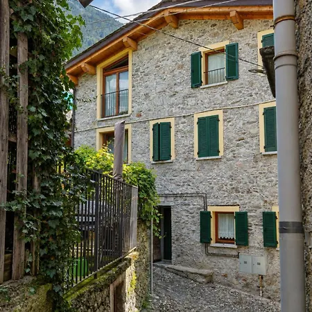 Sassi E Calici * Castione Andevenno